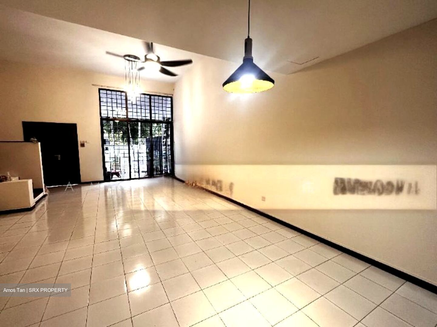 Tai Hwan Park (D19), Terrace #501962251